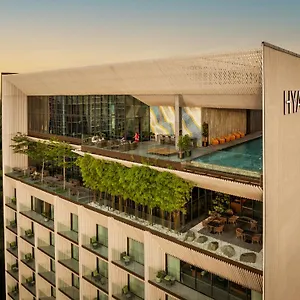 5* Hotel Hyatt Centric