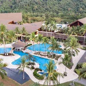 4* Semesteranläggning (resort) Nexus & Karambunai